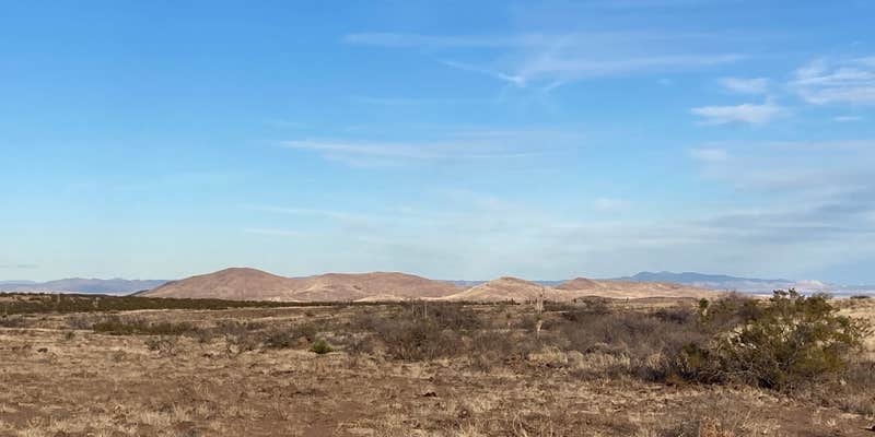 Camper submitted image from Round Mountain Rockhound Area - Dispersed