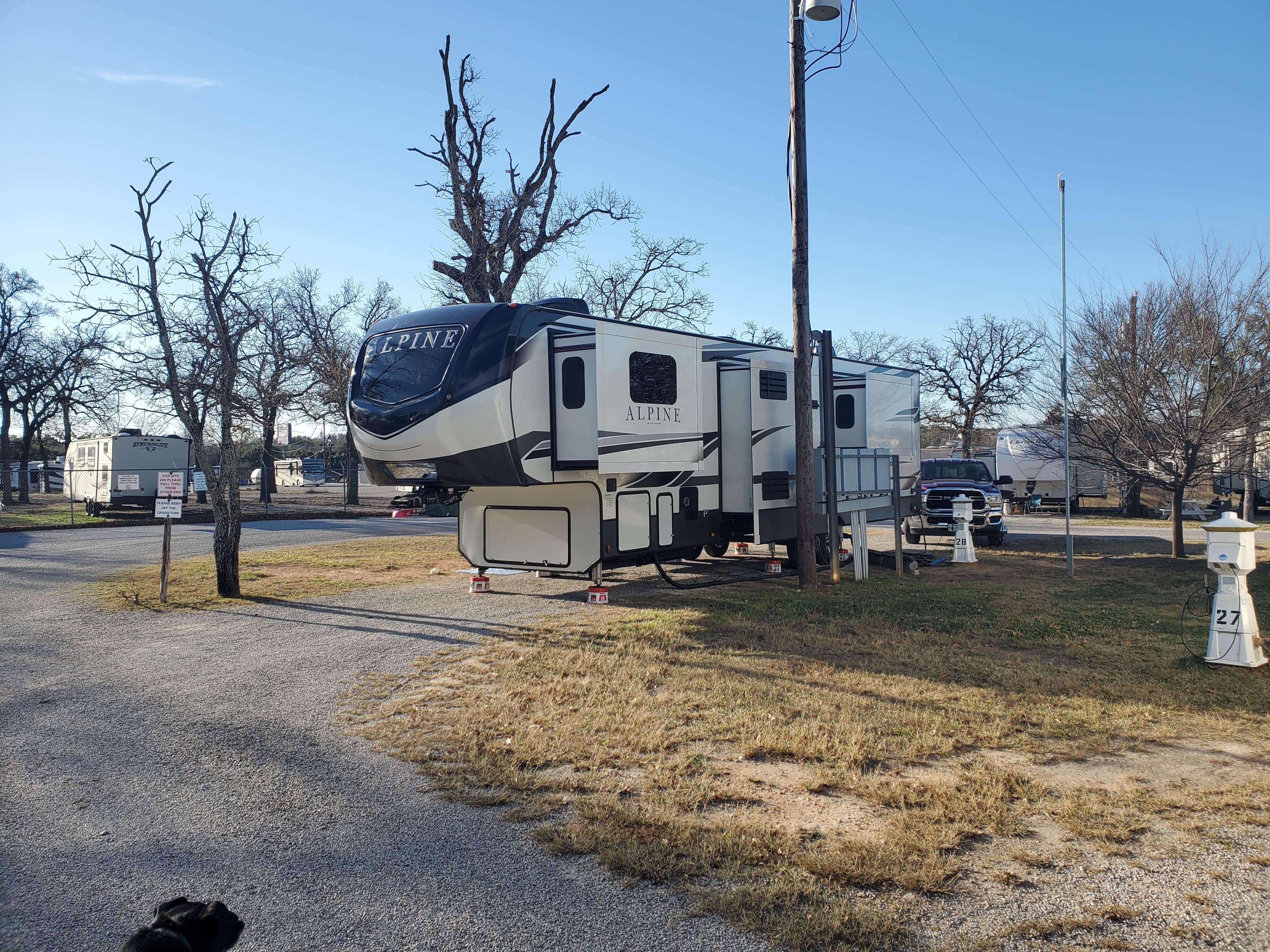 Camping near De Cordova Bend: Bennetts RV Ranch, Granbury, Texas