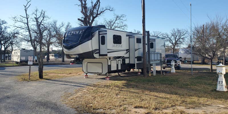 Camper submitted image from Bennetts RV Ranch