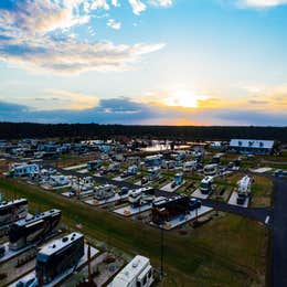 Resort at Canopy Oaks