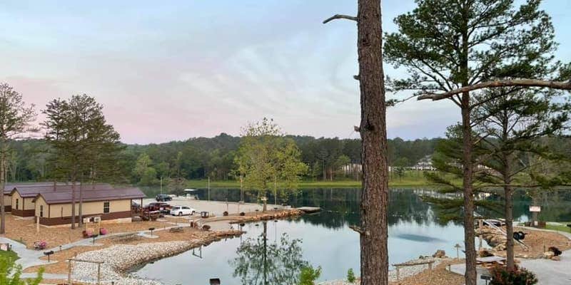 Camper submitted image from Cherokee Landing