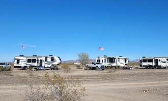 Camping near Tyson Street - North Quartzite : Quartzite - La Posa, Quartzsite, Arizona