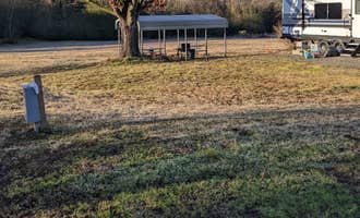 Camping near Old Post Road: Spencer's Landing RV Park, Russellville, Arkansas