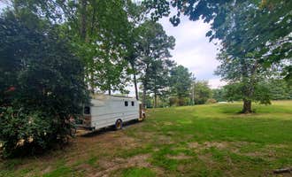 Camping near Wanderland Campground: Shady Grove, Fort Oglethorpe, Georgia