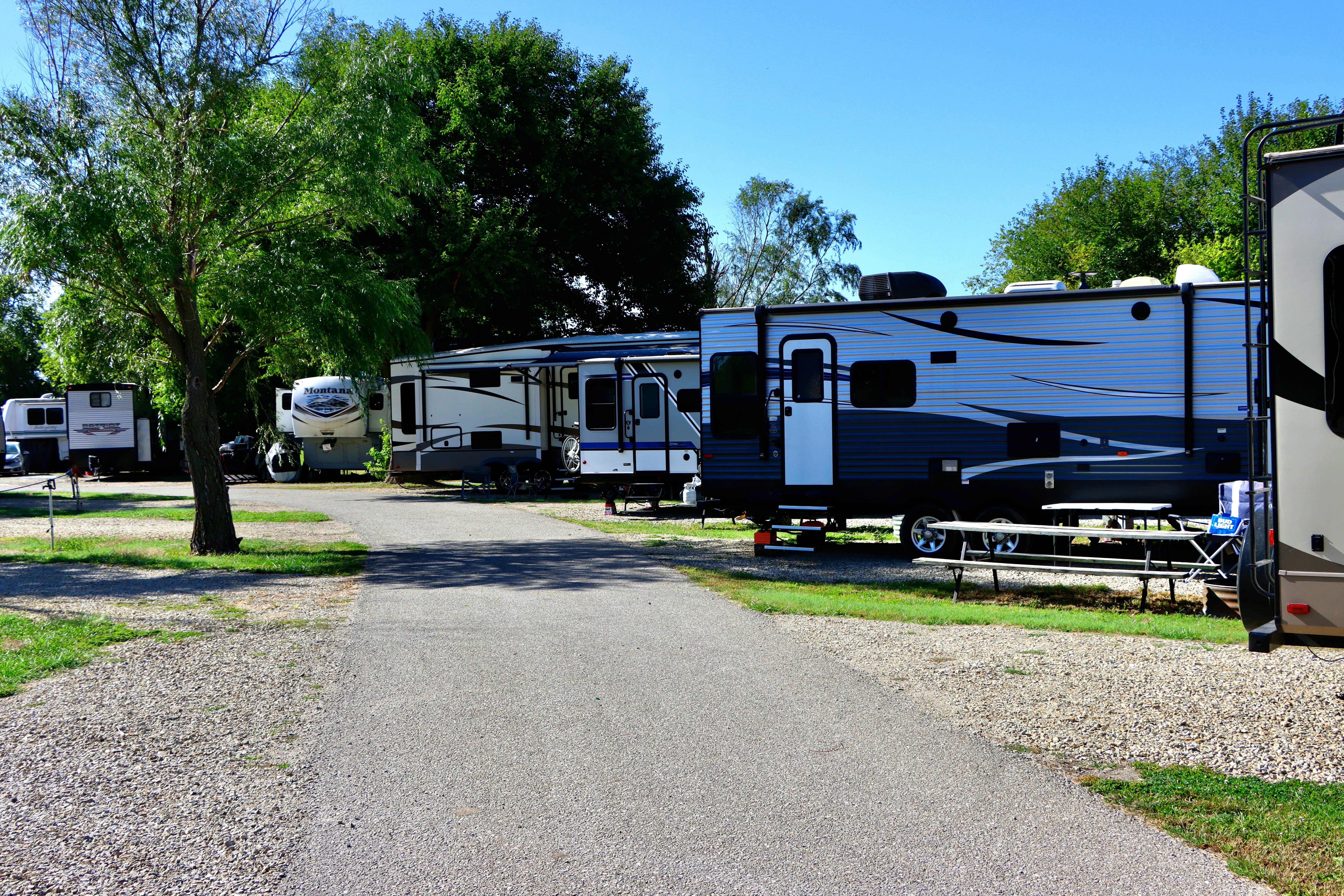 Kelly's photo of rv camping at Walt's Four Seasons Campground & Country Store near Minneapolis, KS