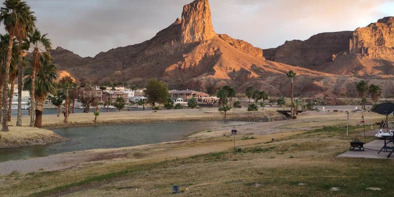 Camper submitted image from River Lodge Resort