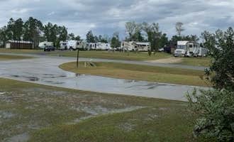 Camping near River Junction - Lake Seminole: Alliance Hill RV Resort, Altha, Florida