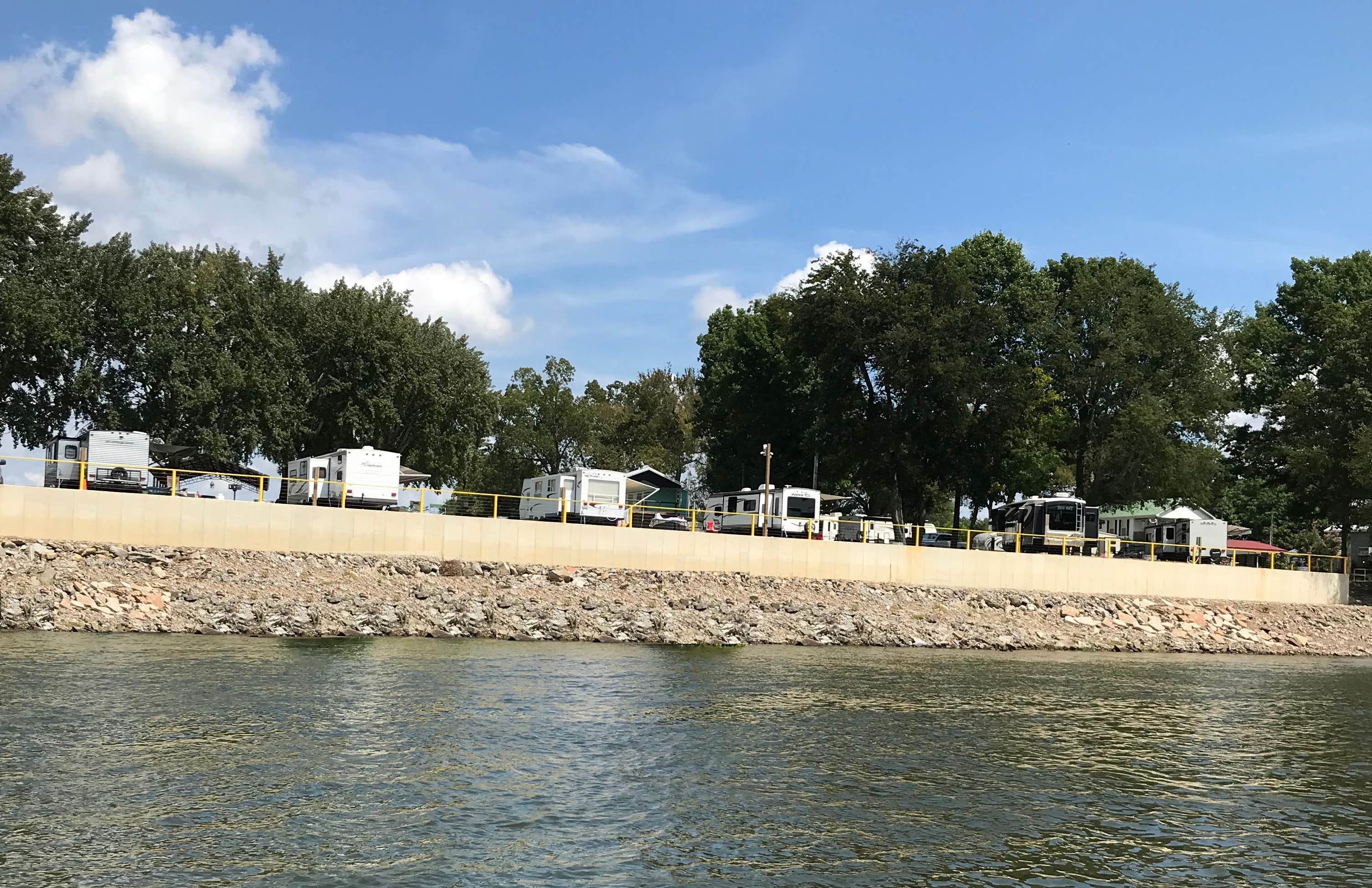 Camping near RCV Properties: Botel Campground, Savannah, Tennessee