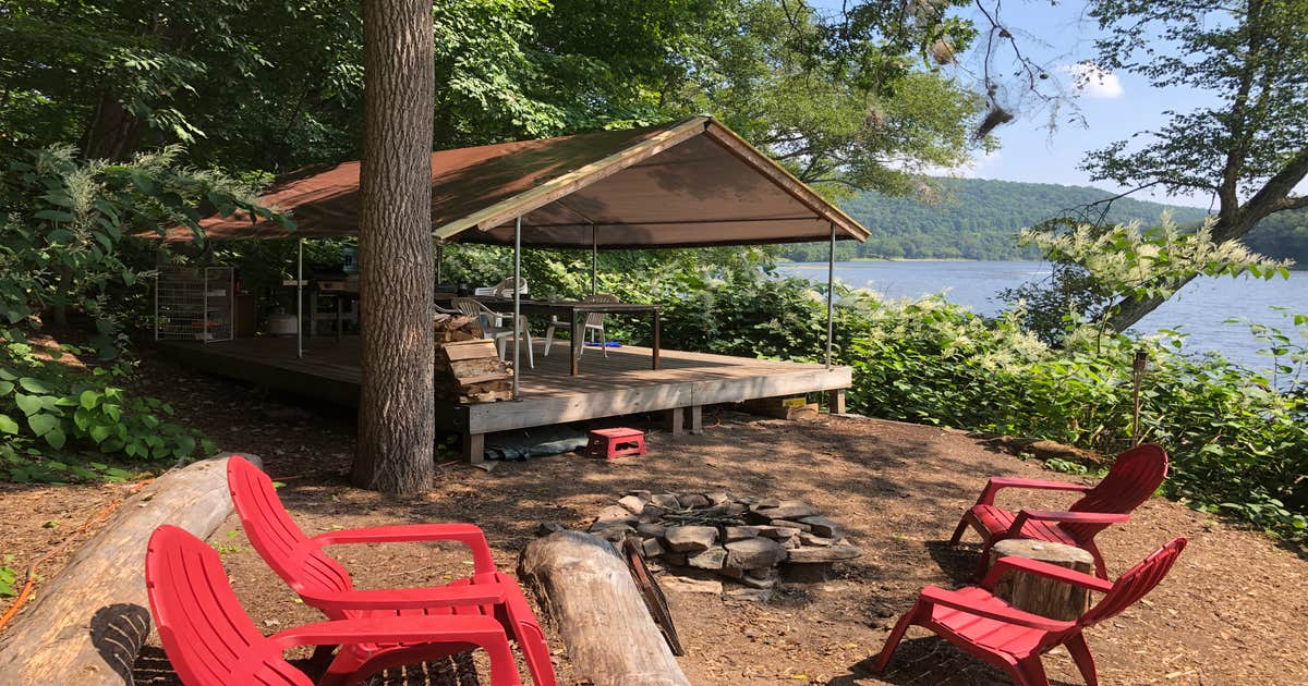 Slumberland at the River's Edge Camping Barryville, NY