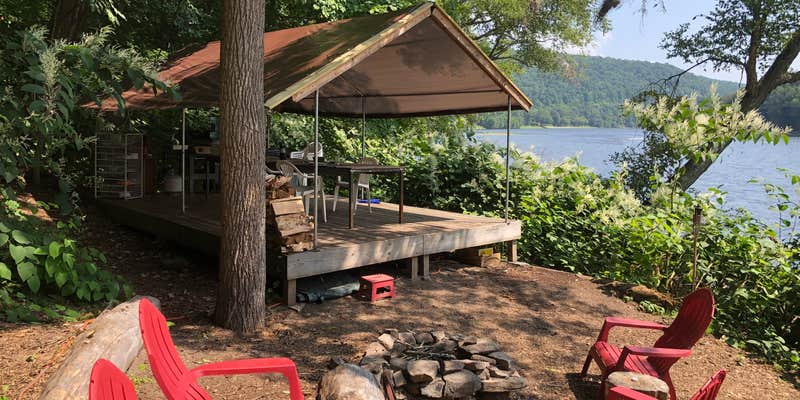 Camper submitted image from Slumberland at the River's Edge