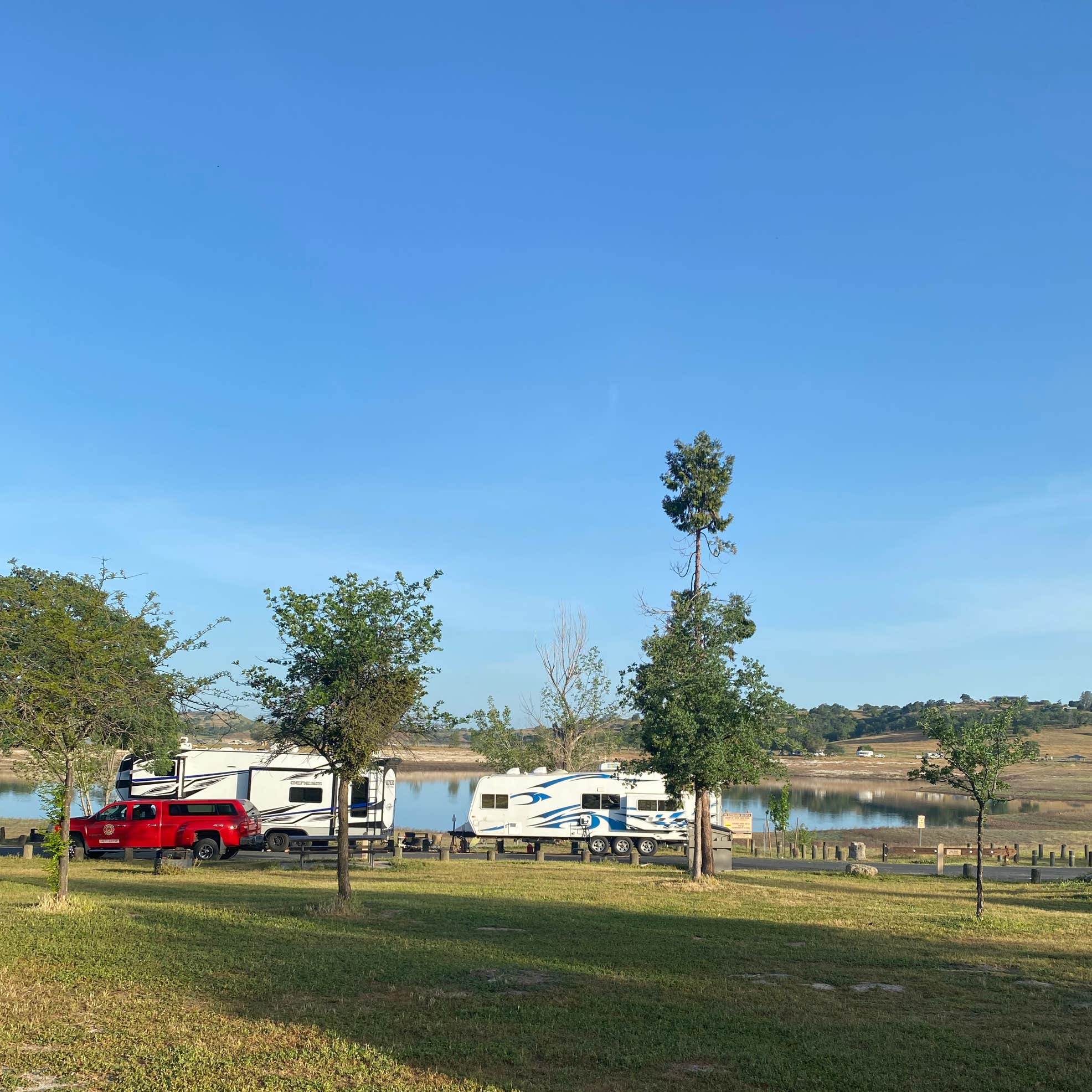 Camanche Lake Blue Oaks Campground North Shore Wallace, CA