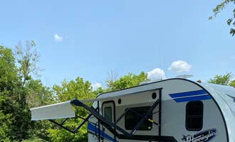Camping near Clabough's Campground: Creekside RV Park, Pigeon Forge, Tennessee