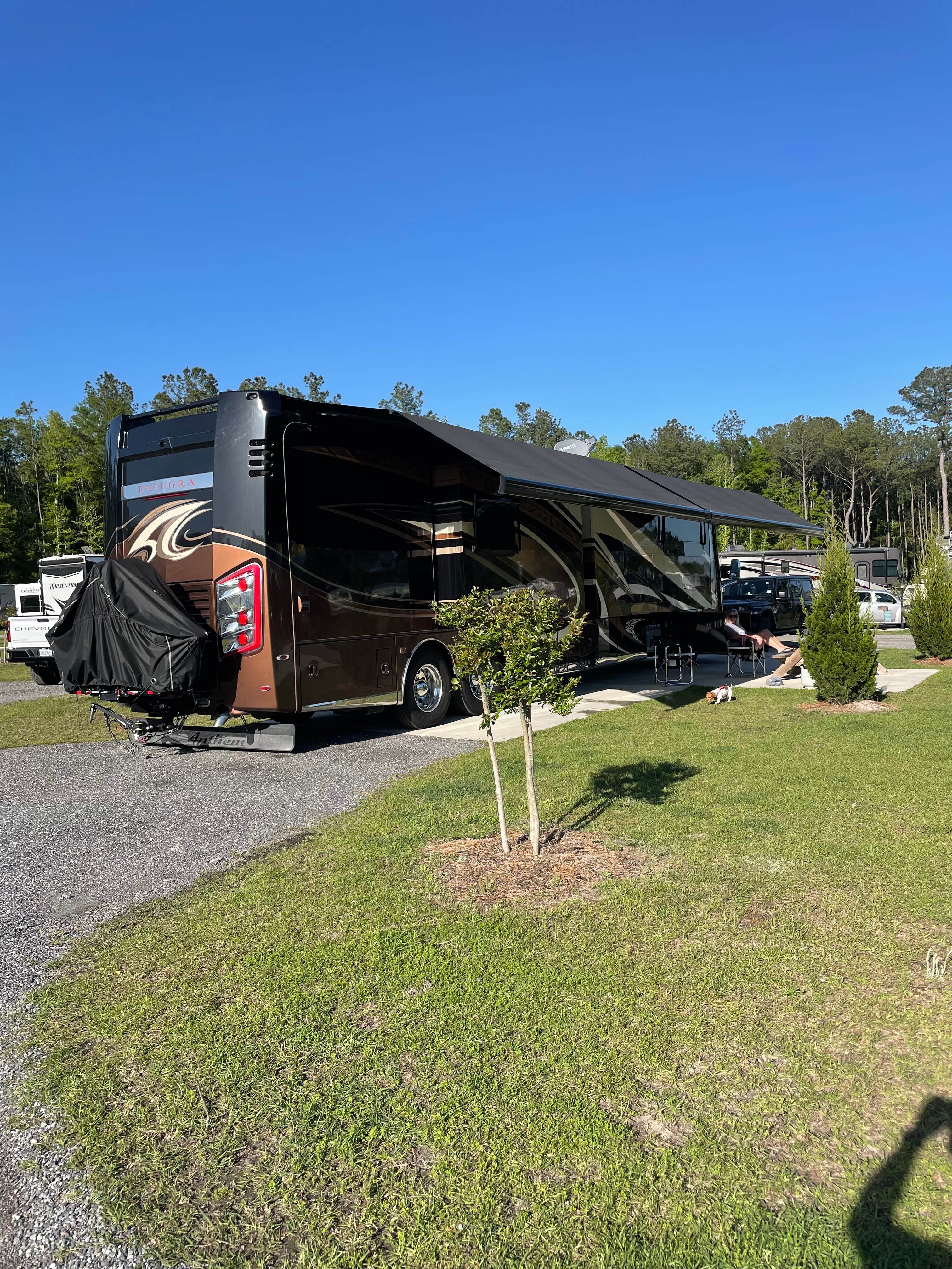Camping near Lake Griffin State Park Campground: Madison Golf & RV Resort, Fruitland Park, Florida
