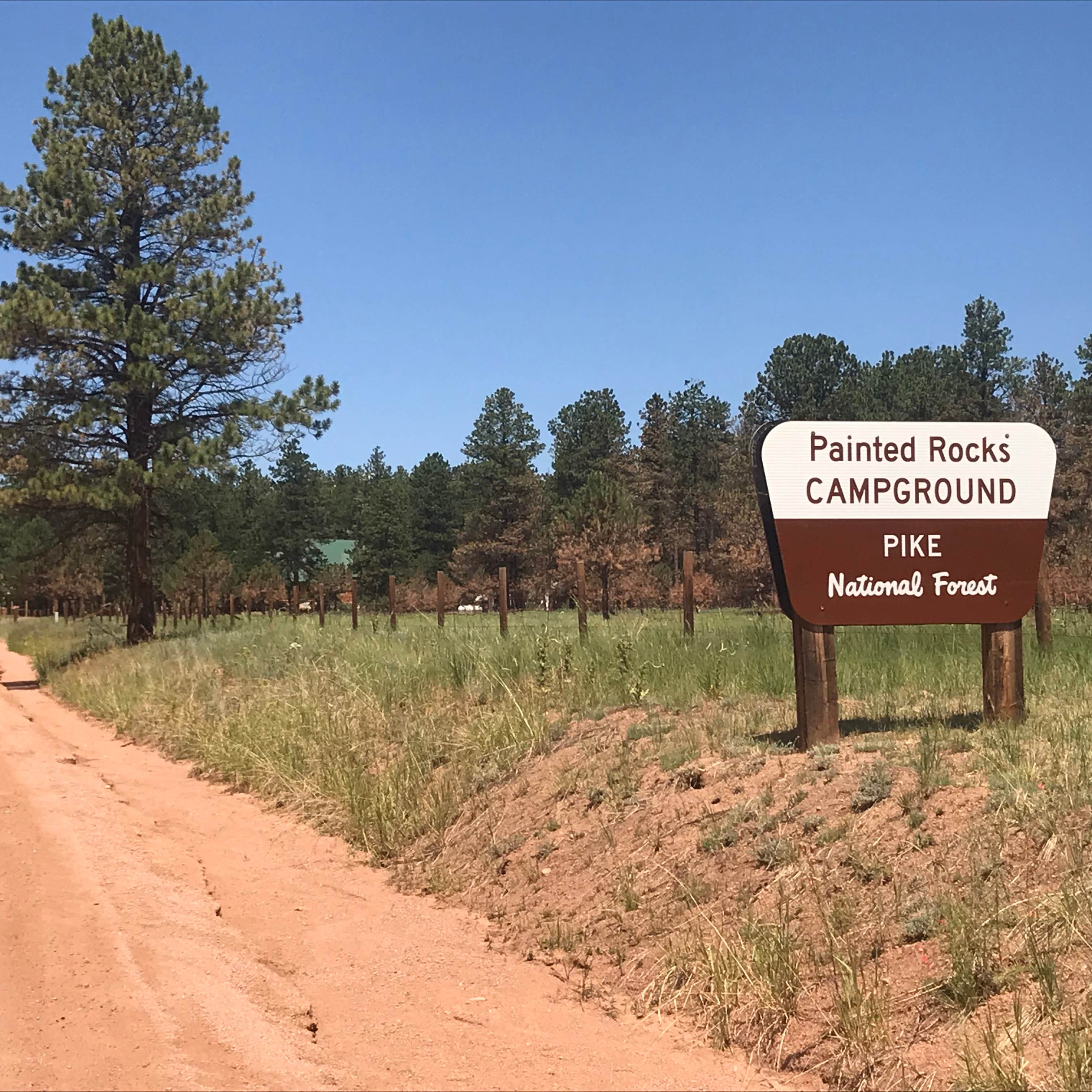 Colorado's Hidden Gem: Painted Rocks Campground - A Painter's Paradise