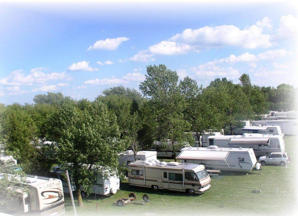 Camping near Springbrook acres: Circle R Campground, Oshkosh, Wisconsin