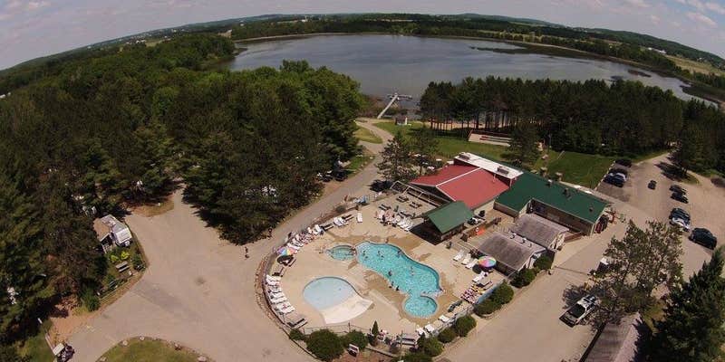 Camper submitted image from Kinney lake campground
