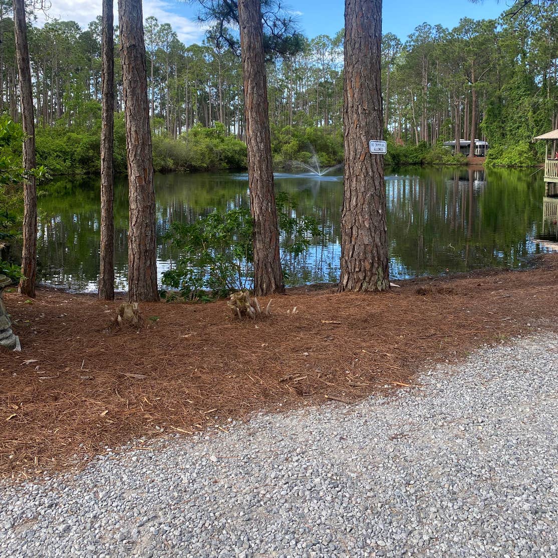 Pineglen Motorcoach & RV Park Panama City Beach, FL