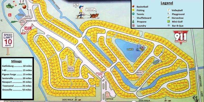 Camper submitted image from Best RV lot in The Smokies