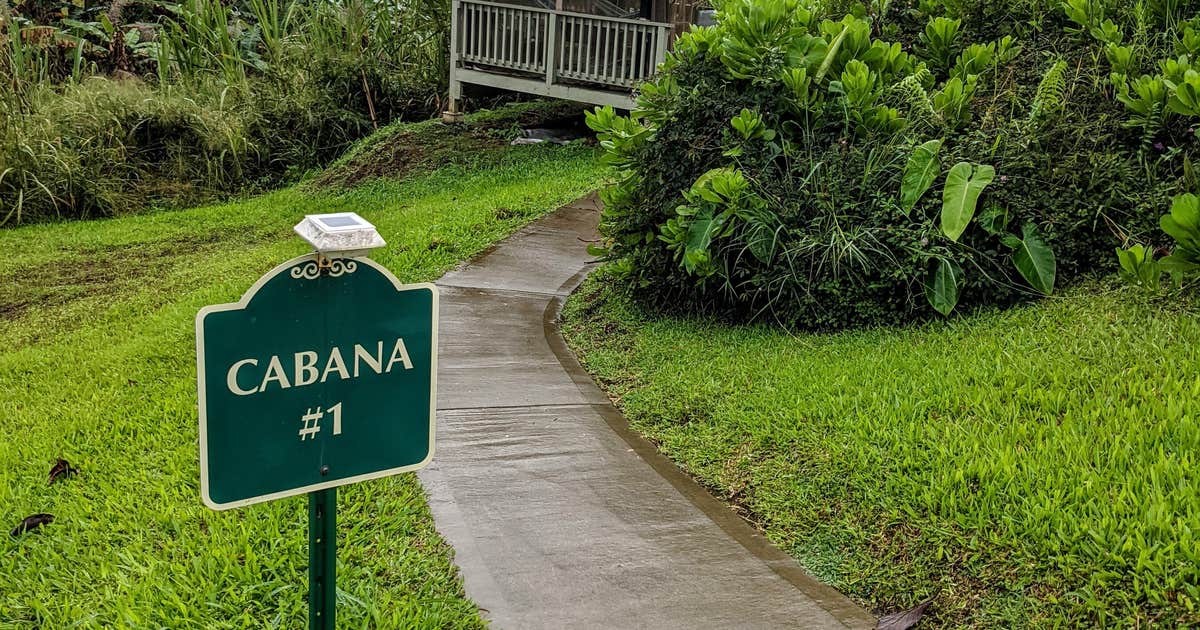 Hamakua Guesthouse & Camping Cabanas