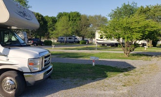 Camping near Wildwood RV Park: Cypress Creek RV Park, Benton, Missouri