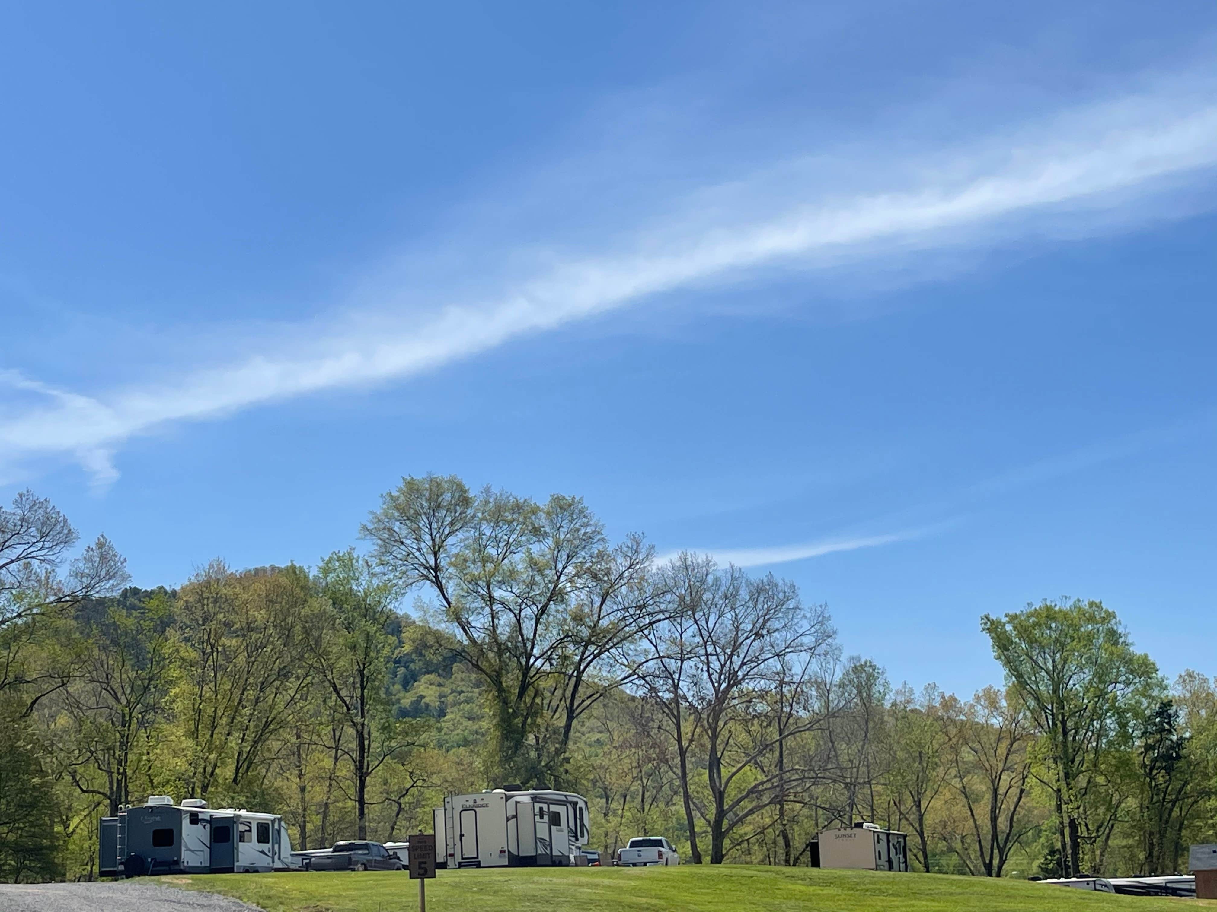 Camping near Adventures Unlimited Campground: OCOEE RV PARK, Ocoee, Tennessee