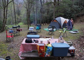 Nantahala Hideaway Campground & Cabins