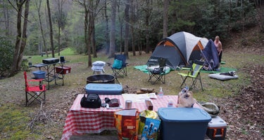 Nantahala Hideaway Campground & Cabins