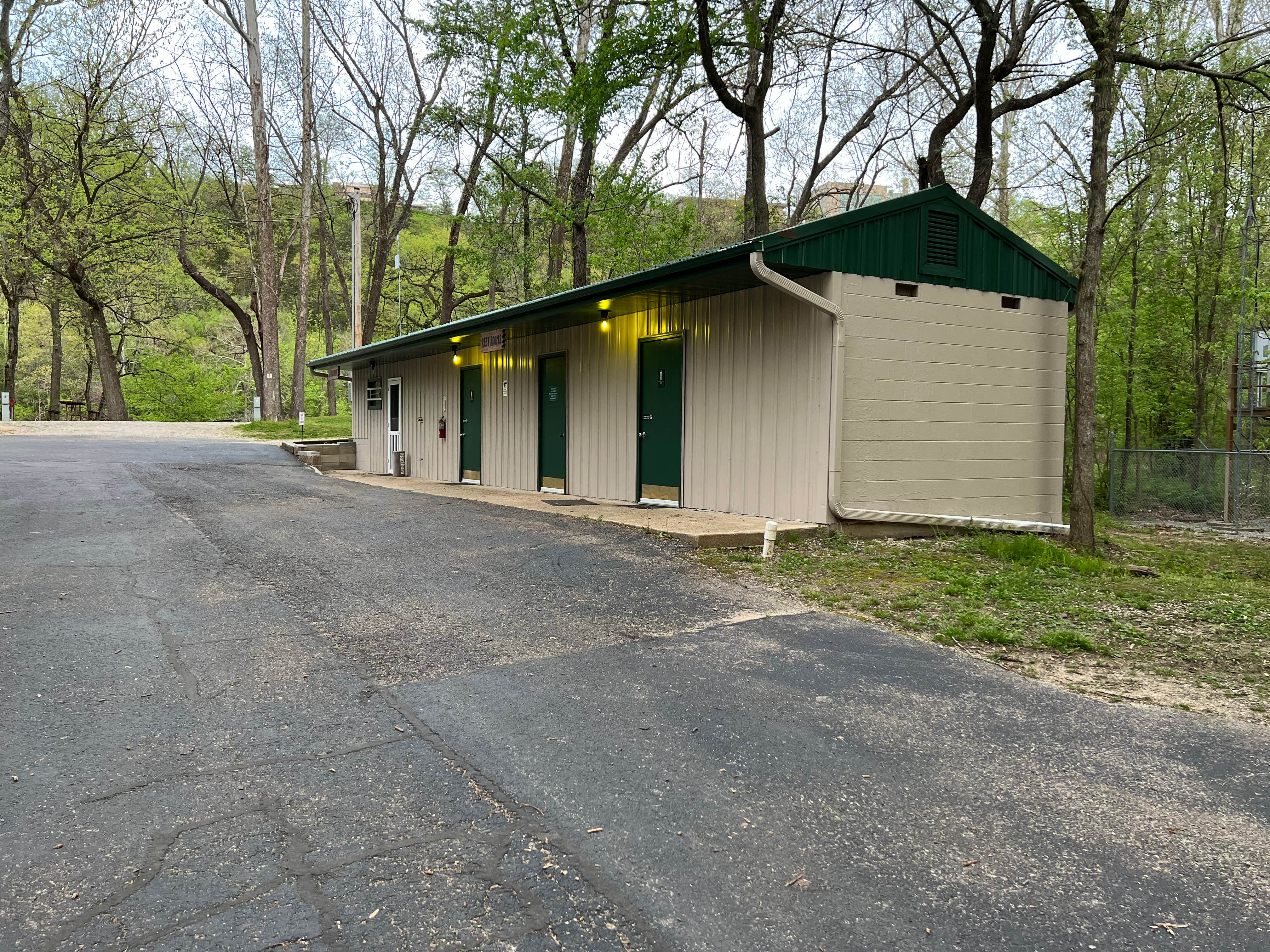D37  .'s photo of a cabin at Cooper Creek Resort near Berryville, AR