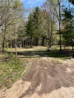 Rustic Rafters Cabins and Camping | Higgins Lake, MI