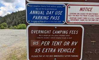 Camping near Indian Mary Park: Ennis Riffle, Merlin, Oregon