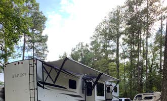 Camping near Cathedral Caverns State Park Campground: Goose Pond Colony Resort Campground, Scottsboro, Alabama