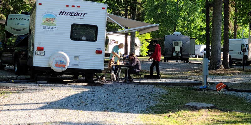 Camper submitted image from Pine Ridge Campground