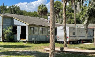 Camping near Coleman Landing at Shady Oaks: Butch’s RV Hideaway, Nalcrest, Florida
