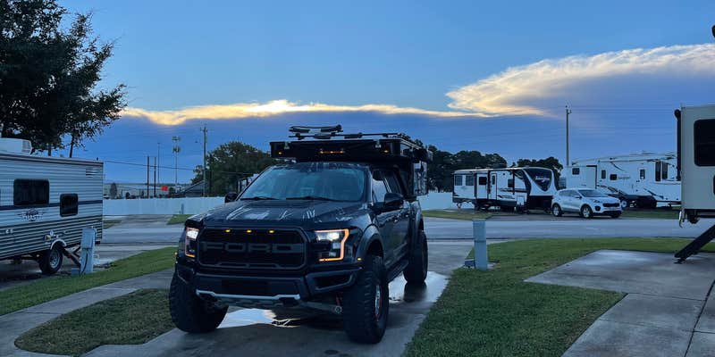 Camper submitted image from Holiday RV Park