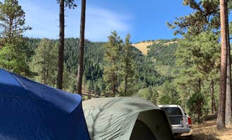 Camping near Monjeau Peak: Eagle Creek Mescalero Cabins, Ruidoso, New Mexico