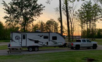 Camping near Grins & Pickin's CampFarm: Cardinal Center Campground, Kilbourne, Ohio