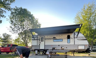 Camping near Hickory Hideaway: Seven Eagles RV Resort & Campground, Savanna, Illinois