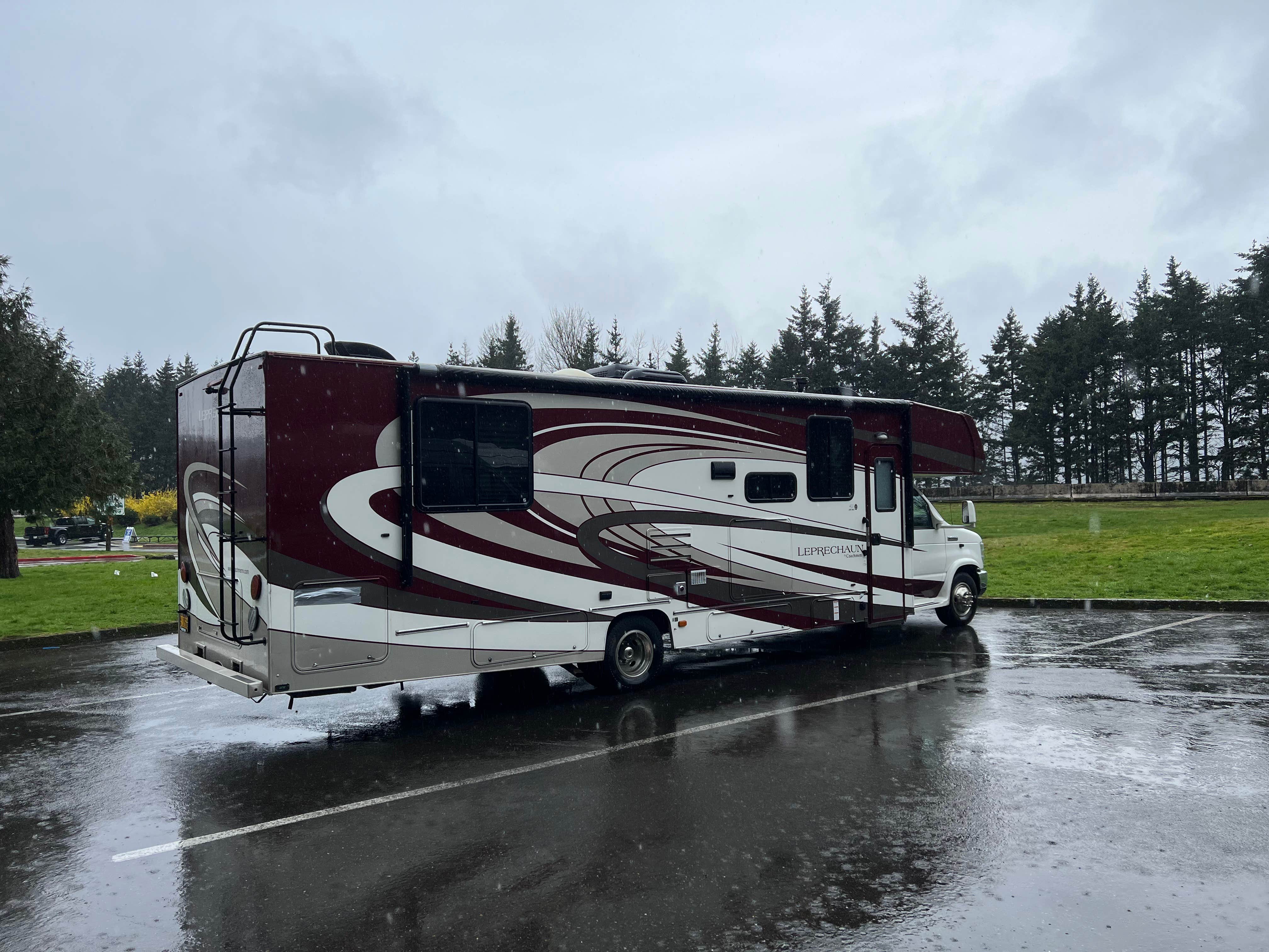 Mark F.'s photo of rv camping at Multnomah Falls Parking Lot (Day Use) near Gladstone, OR