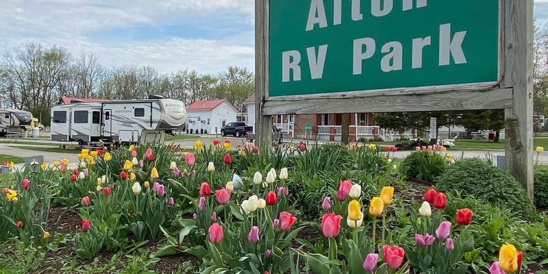 Camper submitted image from Alton RV Park