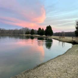 Campground Finder: Moon Lake Farm - Kitchen, Fishing, Showers