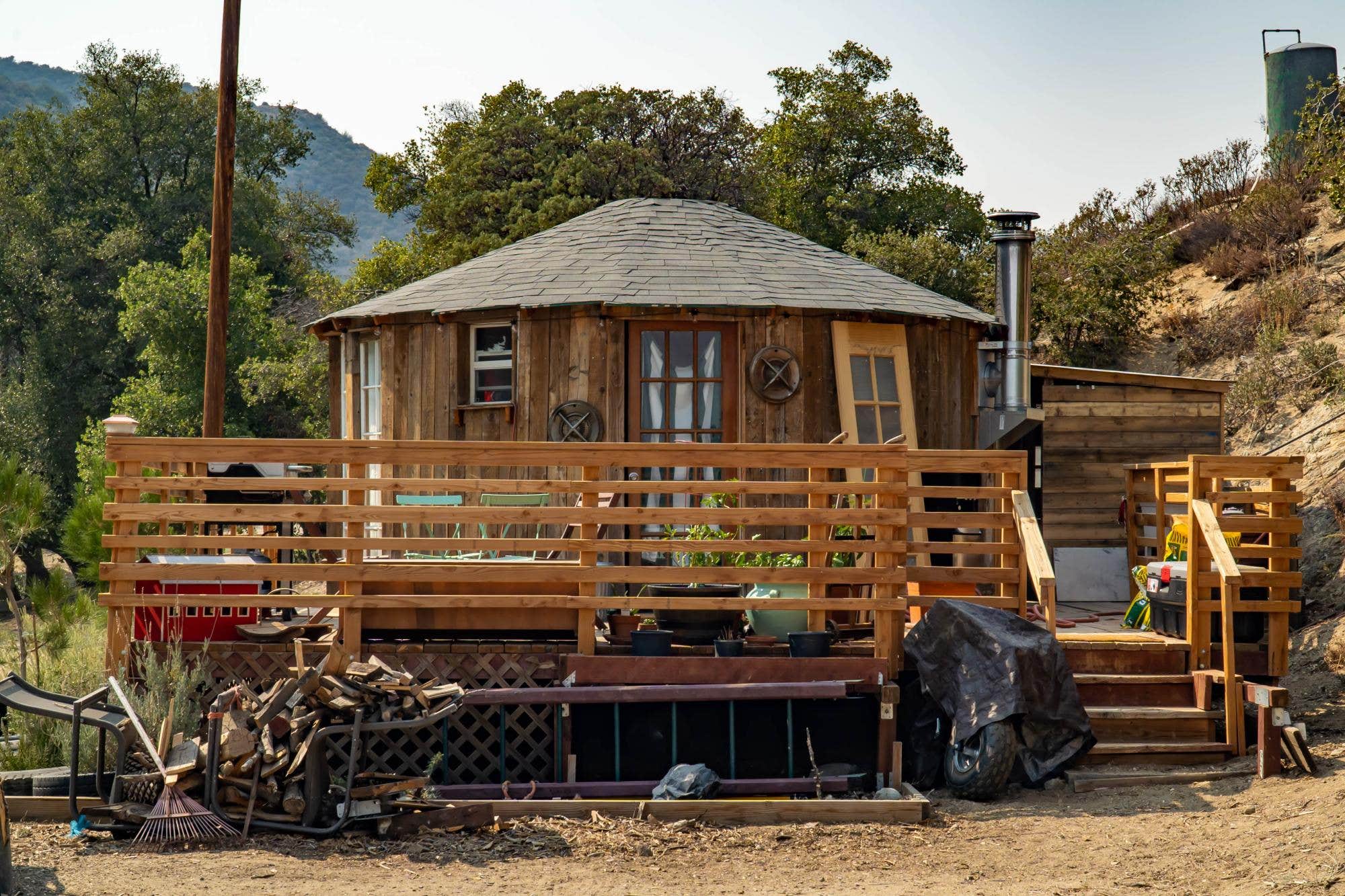 Closed Account Deactivated A.'s photo of a cabin at closed / no longer in operation near Calabasas Hills, CA