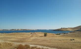 Camping near Ya-gub-weh-tuh Campground: Millerton Lake State Recreation Area, Friant, California
