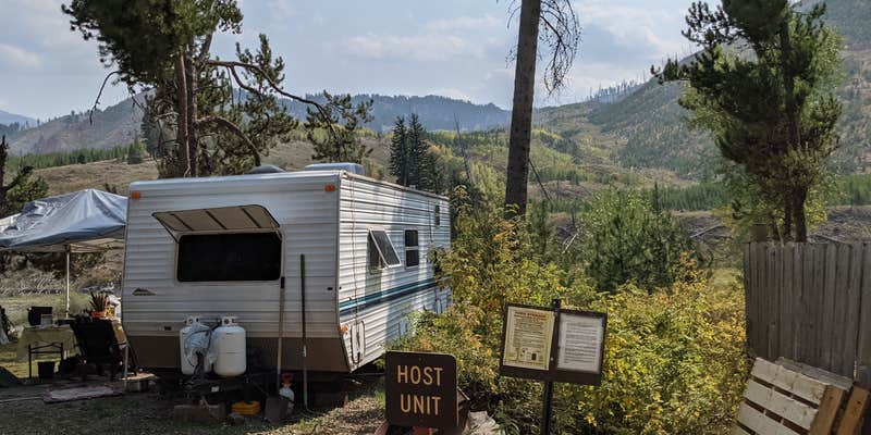 Camper submitted image from East Table Campground