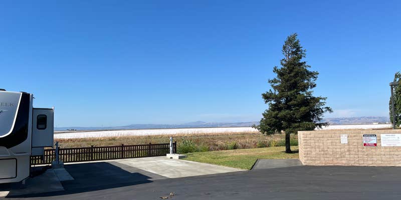 Camper submitted image from Trailer Villa RV Park