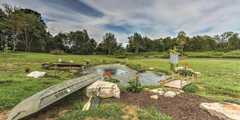 Camper submitted image from Lil Cabin Big Rocker