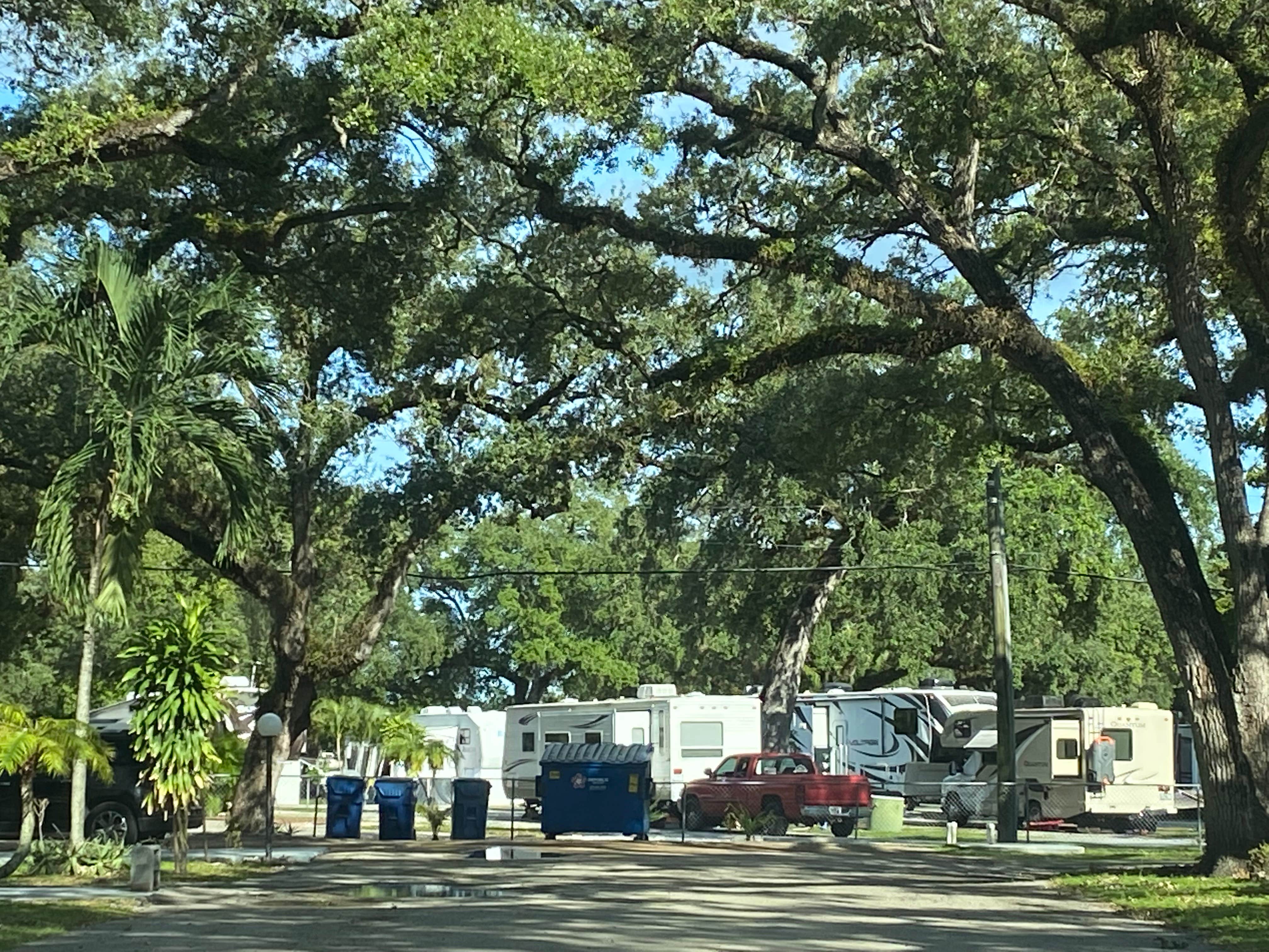 Camper submitted image from Embassy RV Park - 3