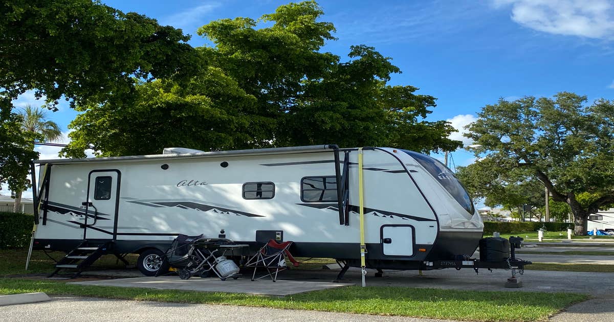 Embassy RV Park | Hallandale, FL