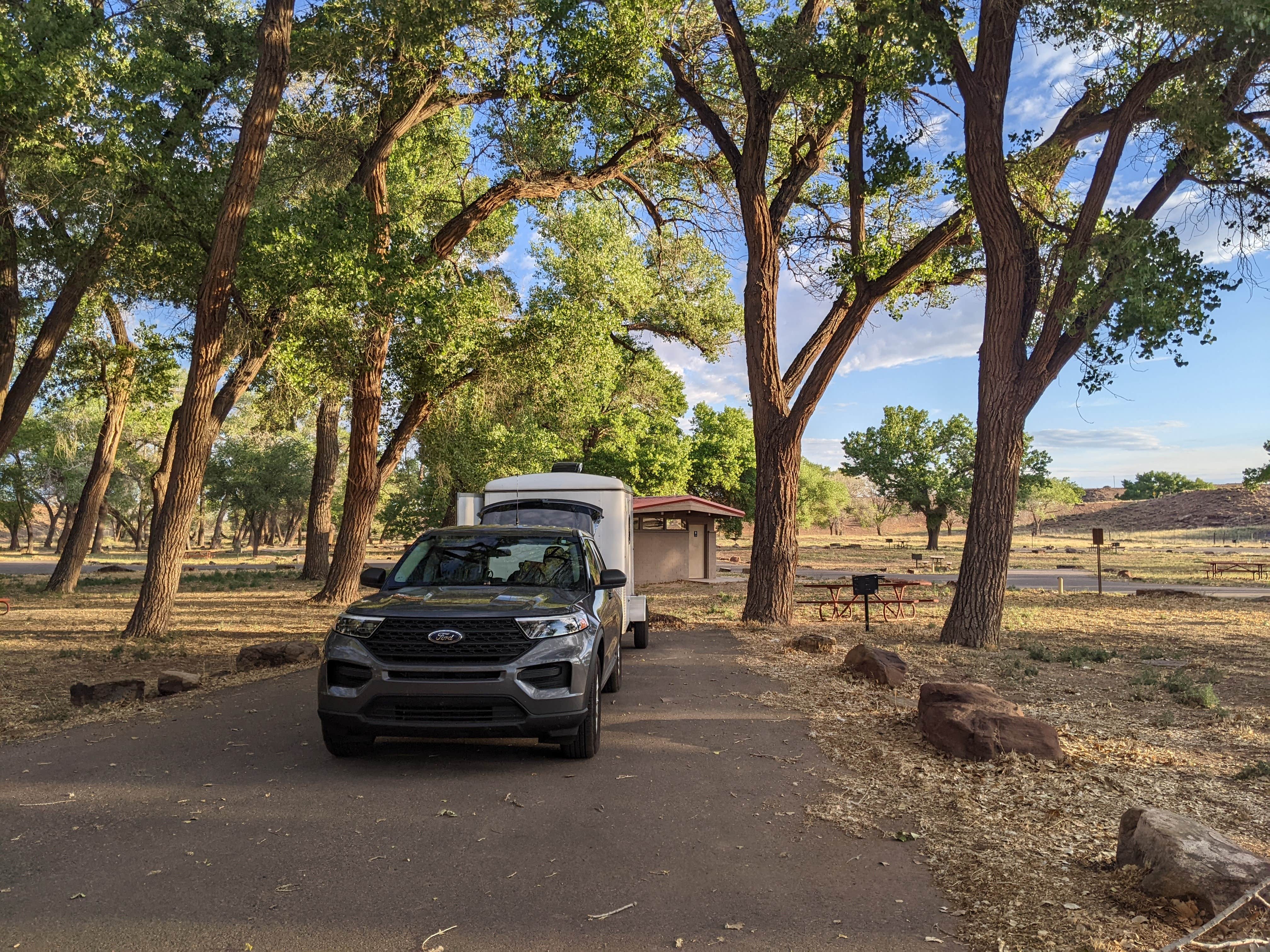 Terry's photo of rv camping at Cottonwood Campground near Chinle, AZ