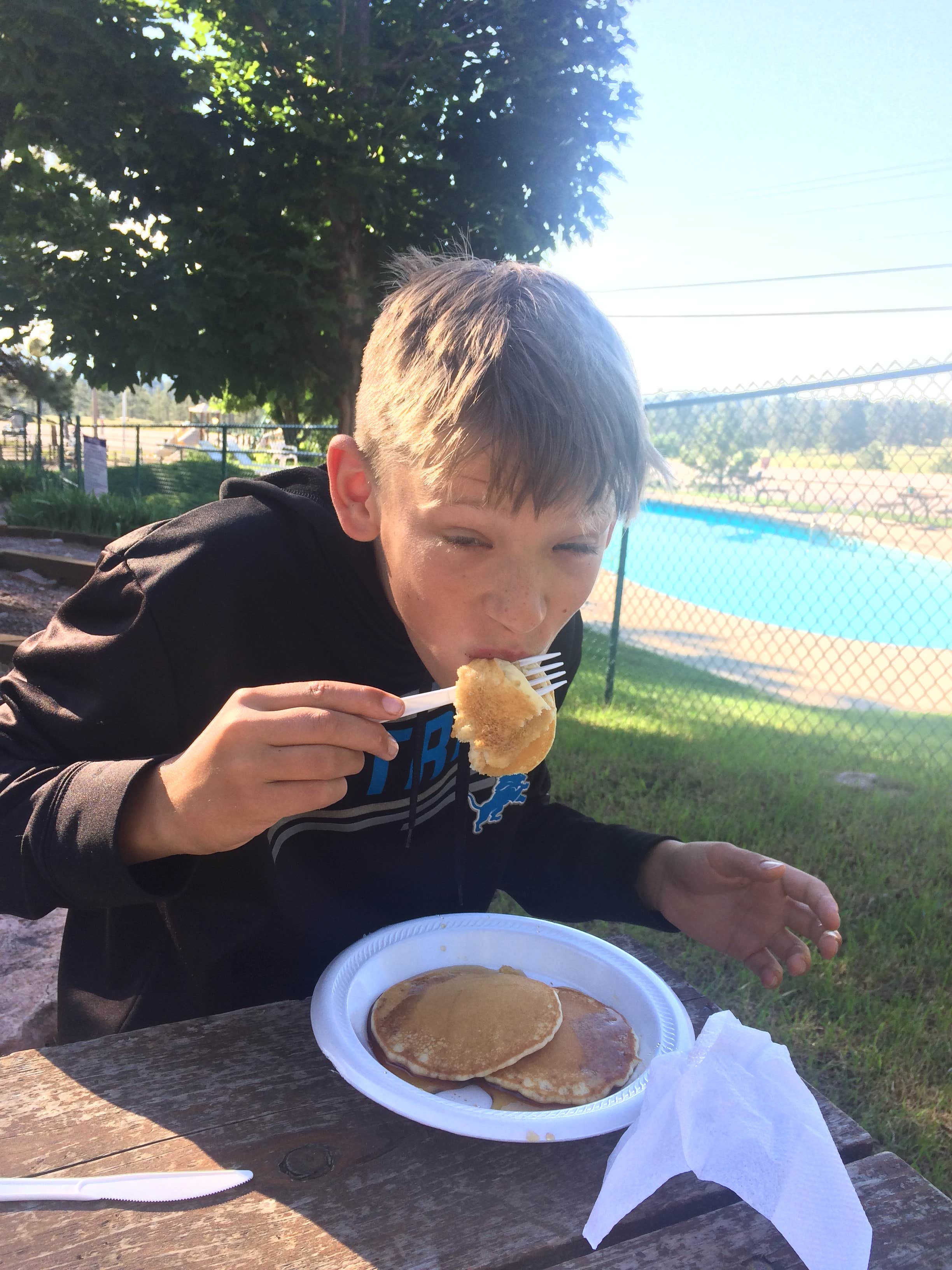 Trying to bet the all you can eat pancake record (stopped at 11)