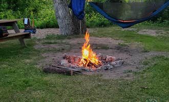Camping near Highland Ridge: Bay City Campground, Red Wing, Wisconsin